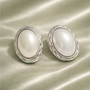 Luxury Vintage Pearl Classic Silver Earrings